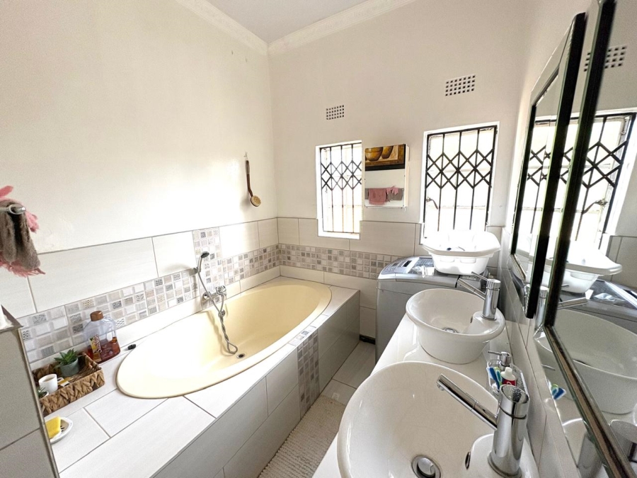 To Let 3 Bedroom Property for Rent in Doorn Free State